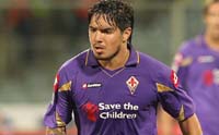 Fiorentina, l`Aston Villa insiste per Vargas